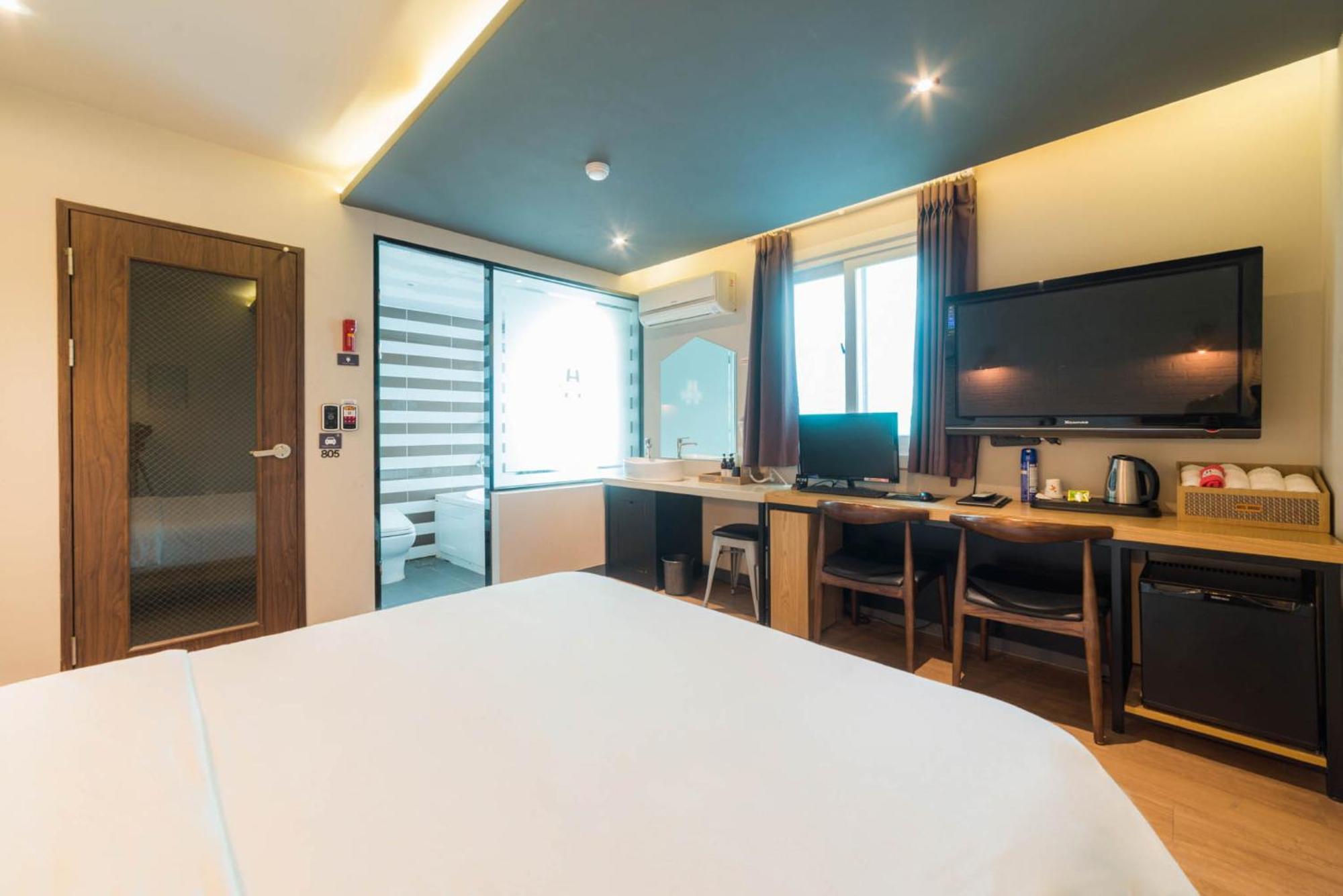 Hotel Bridge Busan Exterior photo
